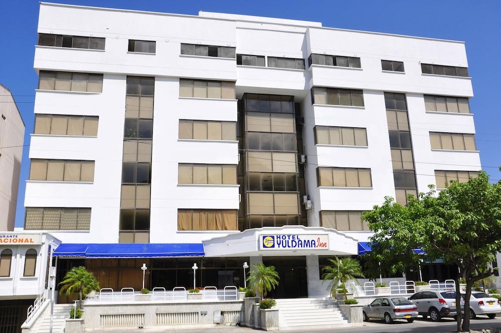 Hotel Axis Inn By Geh Suites Santa Marta  Exterior photo