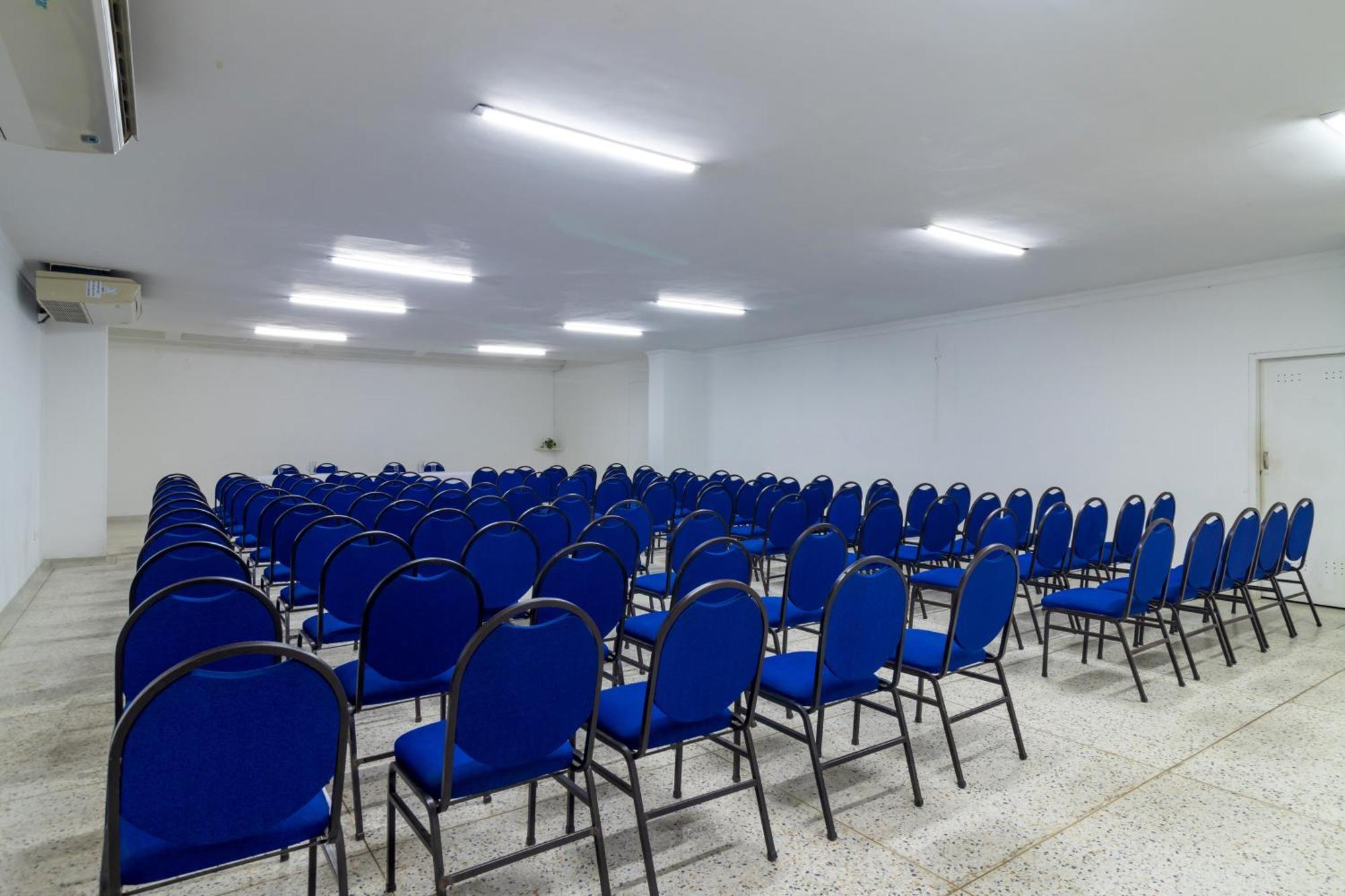 Hotel Axis Inn By Geh Suites Santa Marta  Exterior photo